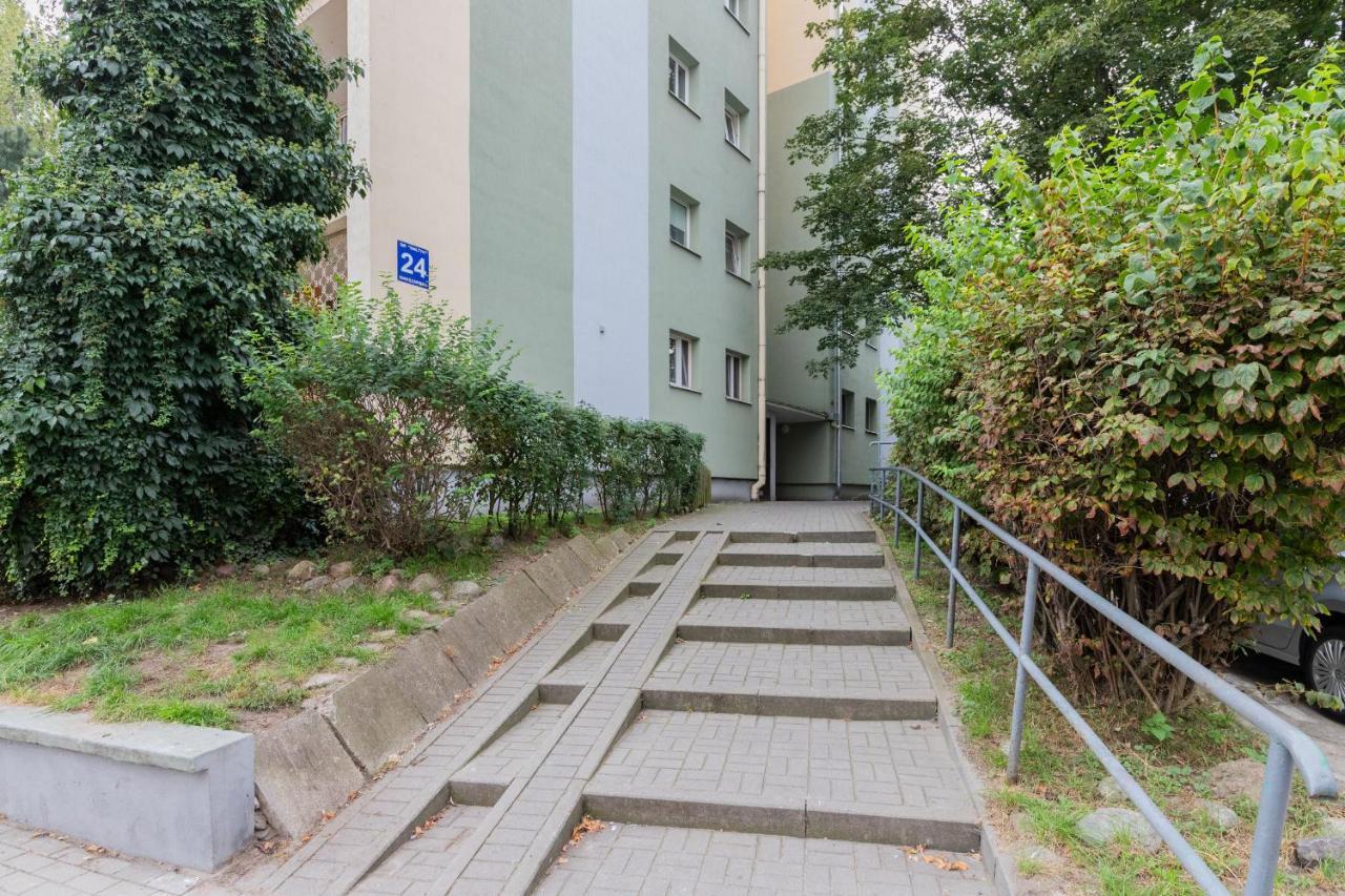 Apartment Family With Balcony In By Renters *